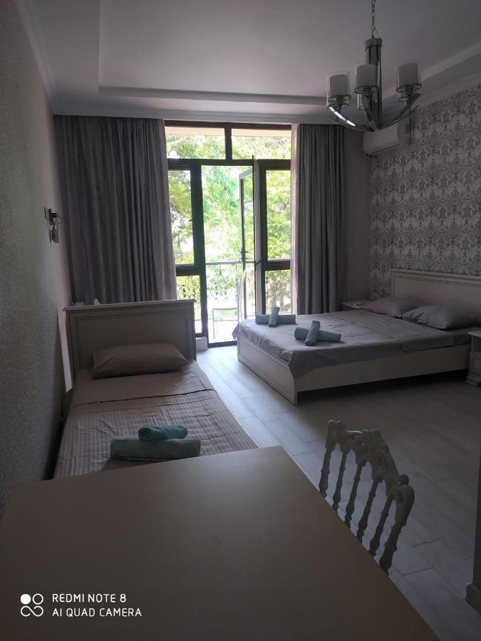 Aparthotel House On Moryakov 55 à Chakvi Extérieur photo