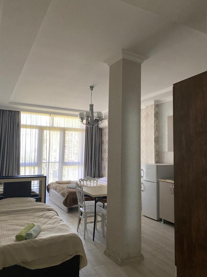 Aparthotel House On Moryakov 55 à Chakvi Extérieur photo