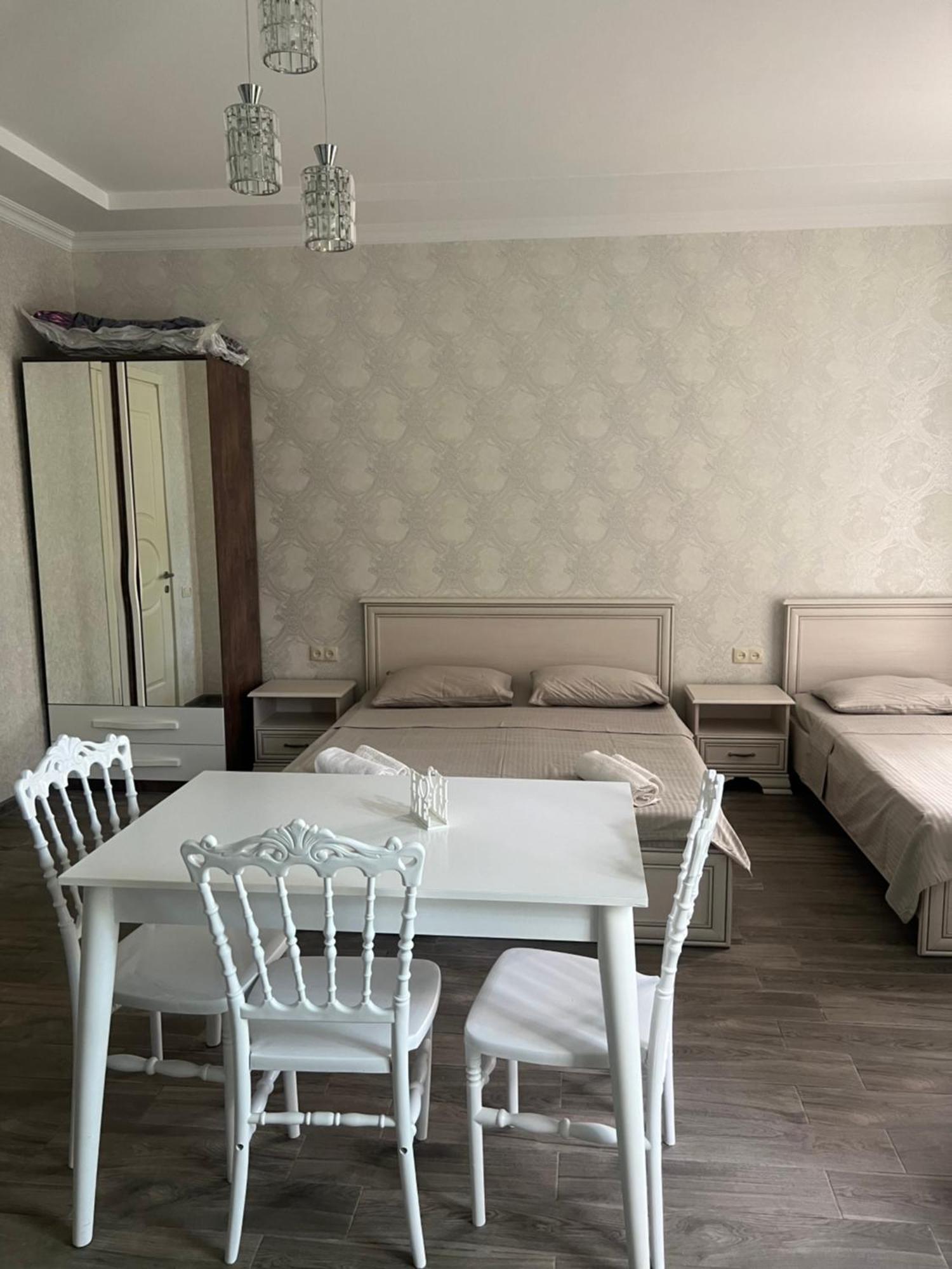 Aparthotel House On Moryakov 55 à Chakvi Extérieur photo