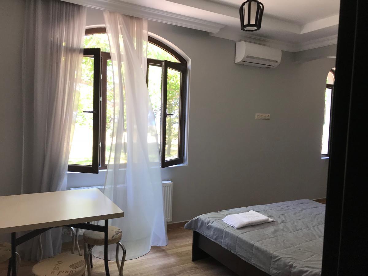 Aparthotel House On Moryakov 55 à Chakvi Extérieur photo